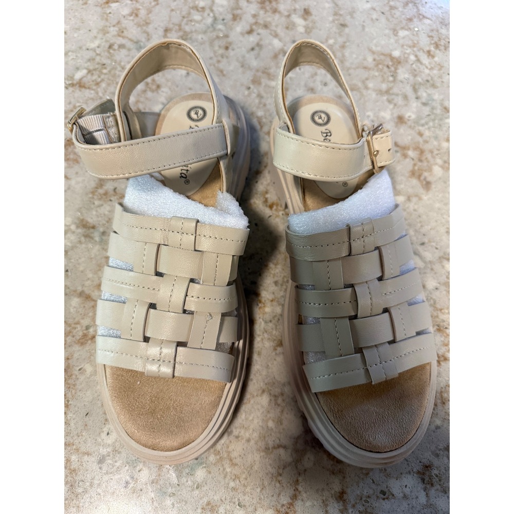 Bella Vita Beige Leather Fisherman Sandals Lug Sole Strappy 51-5013 Womens 7.5 M